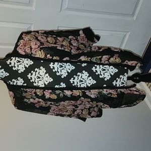 Floral flowy kimono style lightweight cardigan